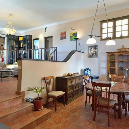 Holiday home Bajo El Volcan Rural Canaria *