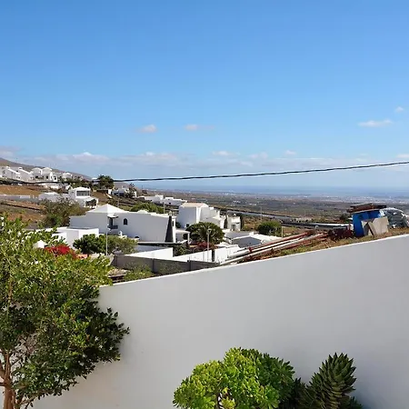 Дом отдыха Bajo El Volcan Rural Canaria Montana Blanca